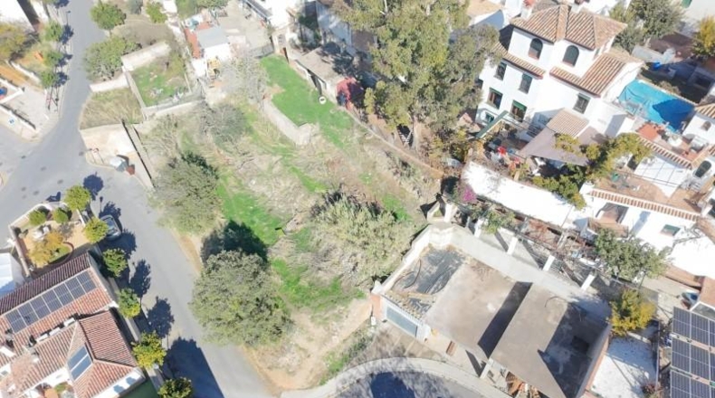 Granada - Huétor Vega - 1000m2