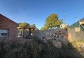Отдельно стоящий дом с участком на продажу в городе el Vendrell Фото