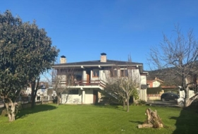 Ampuero 900&nbsp;м²