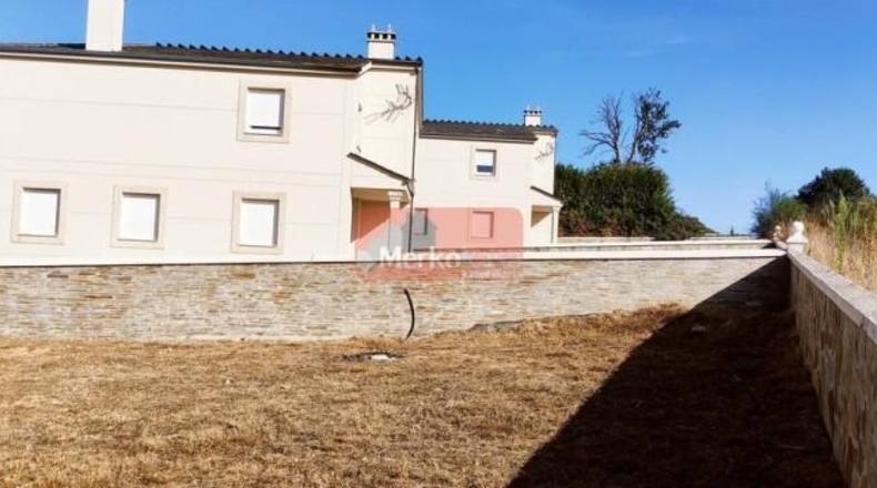 Lugo - Lugo - 650m2