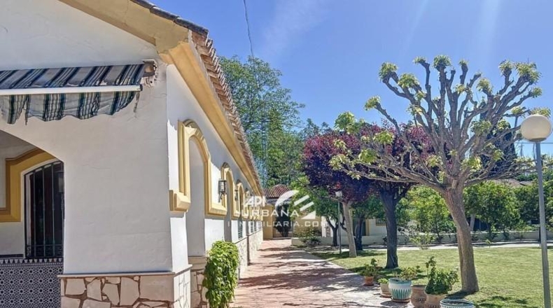 Córdoba - Lucena - 2000m2