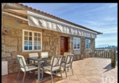 Chalet independiente con terreno en venta en la España, Vilanova de Arousa, ref: TR160123 foto