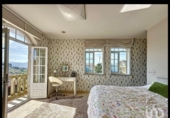 Chalet independiente con terreno en venta en la España, Vilanova de Arousa, ref: TR160123 foto