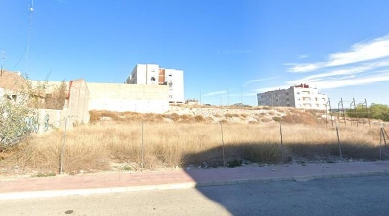 Alicante - Monforte del Cid - 2035m2