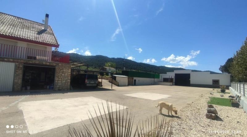 Alicante - Ibi - 8500m2