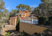 Chalet independiente con terreno en venta en la España, Tortosa, ref: TR222941 foto
