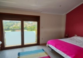 Chalet independiente con terreno en venta en la España, Bueu, ref: TR358089 foto