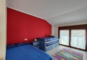 Chalet independiente con terreno en venta en la España, Bueu, ref: TR358089 foto