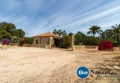 Xalet independent amb terreny en venda a la España, Elx, ref.: TR145020 foto