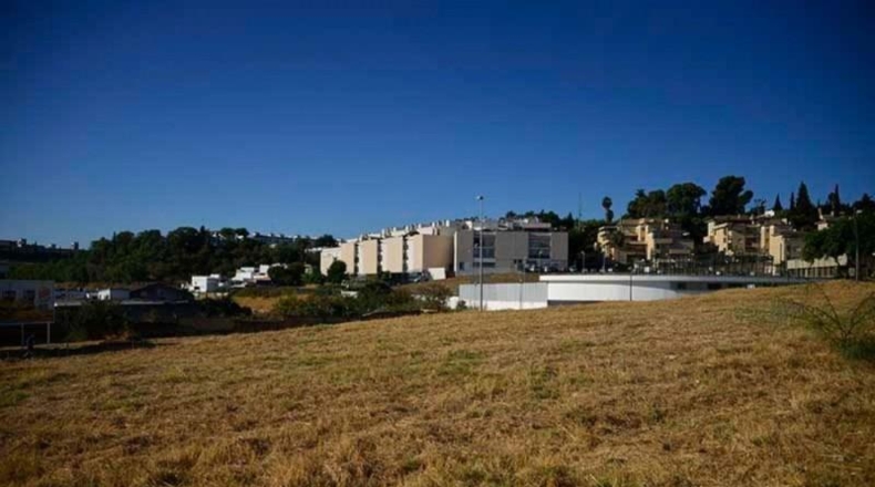 Seville - Tomares - 2000m2