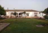 Xalet independent amb terreny en venda a la España, Chiclana de la Frontera, ref.: TR220731 foto