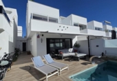 Chalet independiente con terreno en venta en la España, San Pedro del Pinatar, ref: TR368054 foto