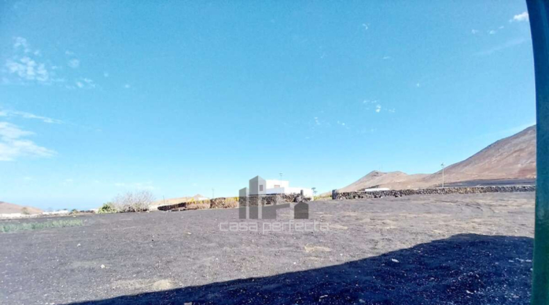 Las Palmas - Tinajo - 3700m2