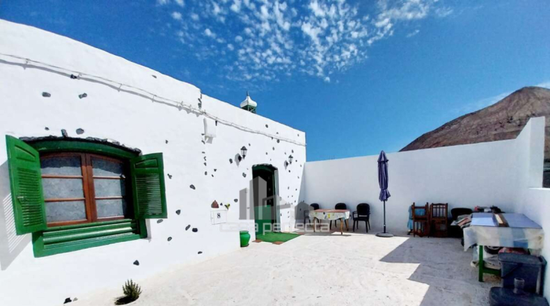 Las Palmas - Tinajo - 3700m2