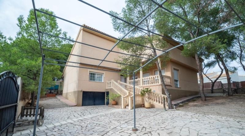 Múrcia - Totana - 840m2