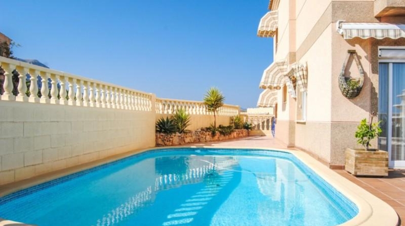 Alicante - La Nucía - 330m2