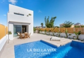 Xalet independent amb terreny en venda a la España, Los Alcázares, ref.: TR179950 foto