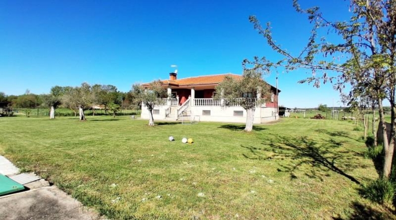 Salamanca - Сьюдад-Родриго - 37290m2