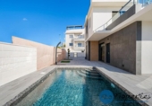 Chalet independiente con terreno en venta en la España, Benijófar, ref: TR314519 foto