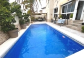 Chalet independiente con terreno en venta en la España, Orihuela, ref: TR380568 foto