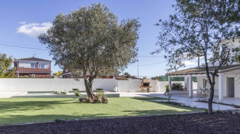 Valencia - Puebla de Vallbona - 1015m2