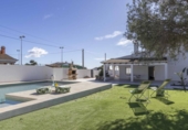 Chalet independiente con terreno en venta en la España, La Pobla de Vallbona, ref: TR377239 foto