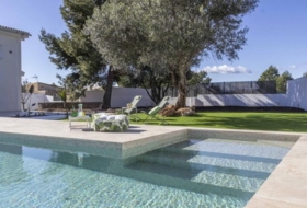 La Pobla de Vallbona 1015&nbsp;m²