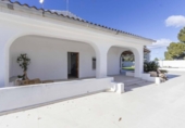 Chalet independiente con terreno en venta en la España, La Pobla de Vallbona, ref: TR377239 foto