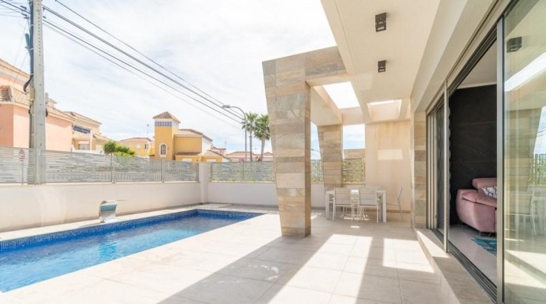 Alicante - San Miguel de Salinas - 292m2