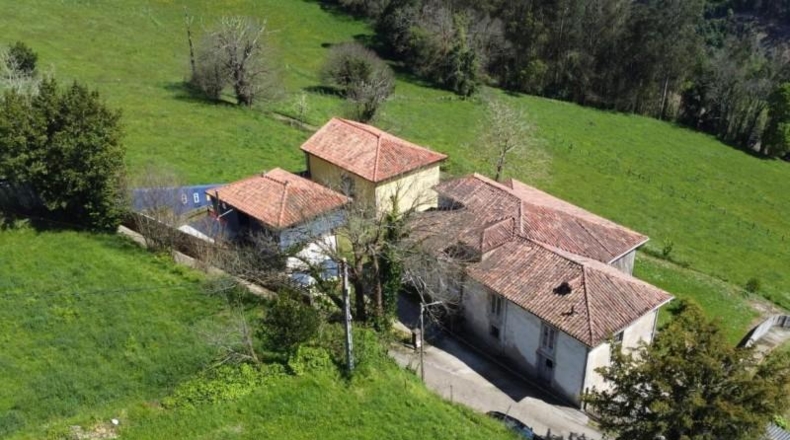 Asturias - Правиа - 7000m2