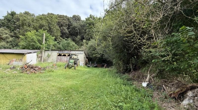 Cantabria - San Vicente de la Barquera - 2397m2
