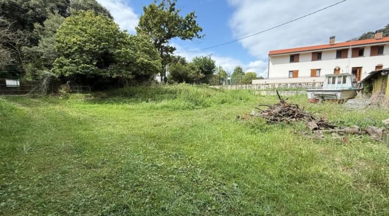 Cantabria - San Vicente de la Barquera - 2397m2