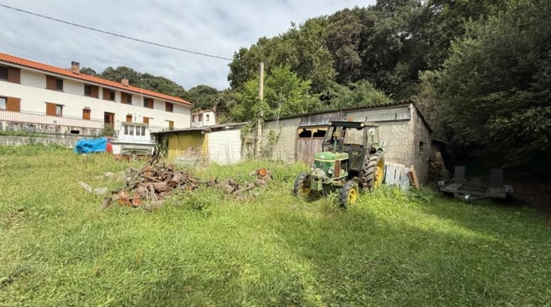 Cantabria - San Vicente de la Barquera - 2397m2