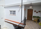 Дом с участком на продажу в городе Vejer de la Frontera Фото