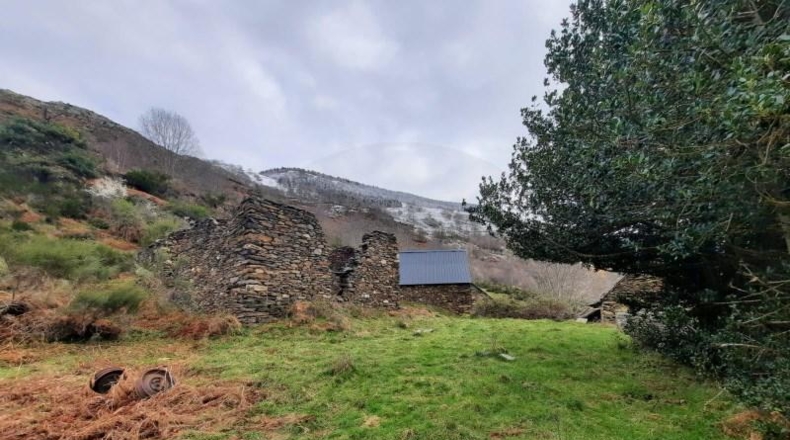 Lerida - Caneján - 33698m2