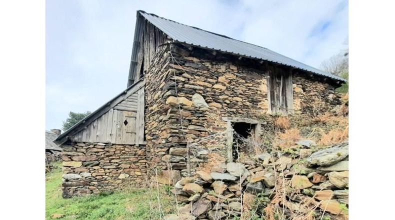 Lerida - Caneján - 33698m2