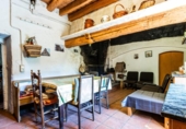 Загородный дом с участком на продажу в городе Castellar del Vallès Фото