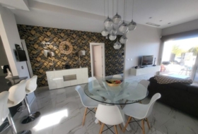 Oriola 200&nbsp;m² 