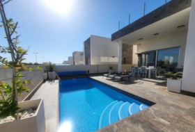 Oriola 200&nbsp;m² 