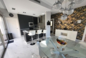 Oriola 200&nbsp;m² 