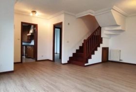 Torrelavega 240&nbsp;м²