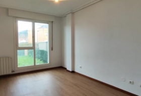 Torrelavega 240&nbsp;м²