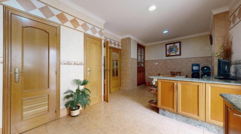 Валенсия - Cheste - 268m2