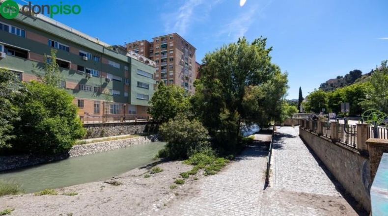 Granada - Granada - 14071m2