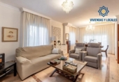 Casa de pueblo en venta en la España, Peligros, ref: TR308776 foto