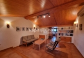 Chalet independiente con terreno en venta en la España, Ontinyent, ref: TR348155 foto