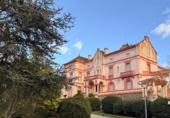 Городская земля под застройку на продажу у города Llançà Фото