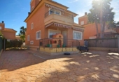 Xalet independent amb terreny en venda a la España, Santa Pola, ref.: TR133322 foto