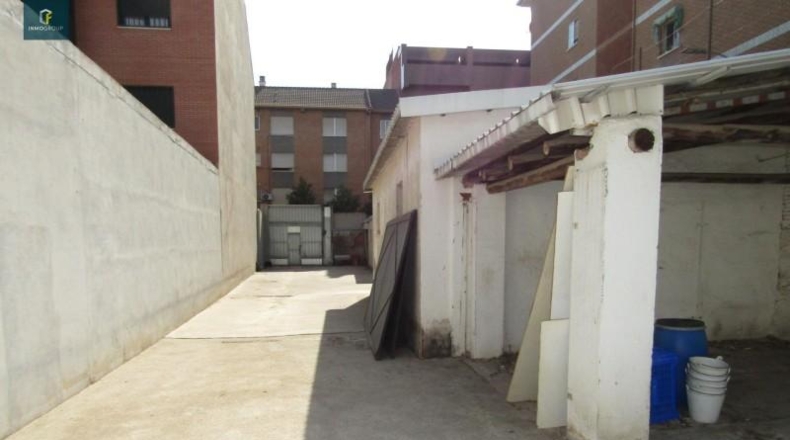 Community of Madrid - Torrejón de Ardoz - 350m2