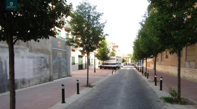 Community of Madrid - Torrejón de Ardoz - 350m2